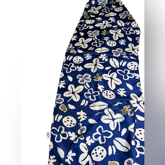 Le Comte Silk Blend Floral Patterned Scarf - Picture 4 of 4